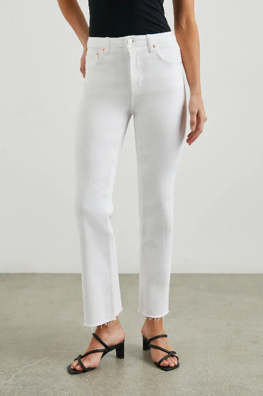 SUNSET CROP SLIM FLARE - SALT WHITE